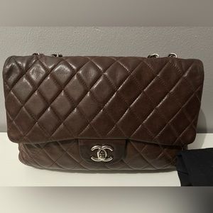 Lambskin Chocolate Brown Chanel Classic Pre-loved.